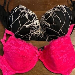 Daisy Fuentes Black and Pink Lace Bras